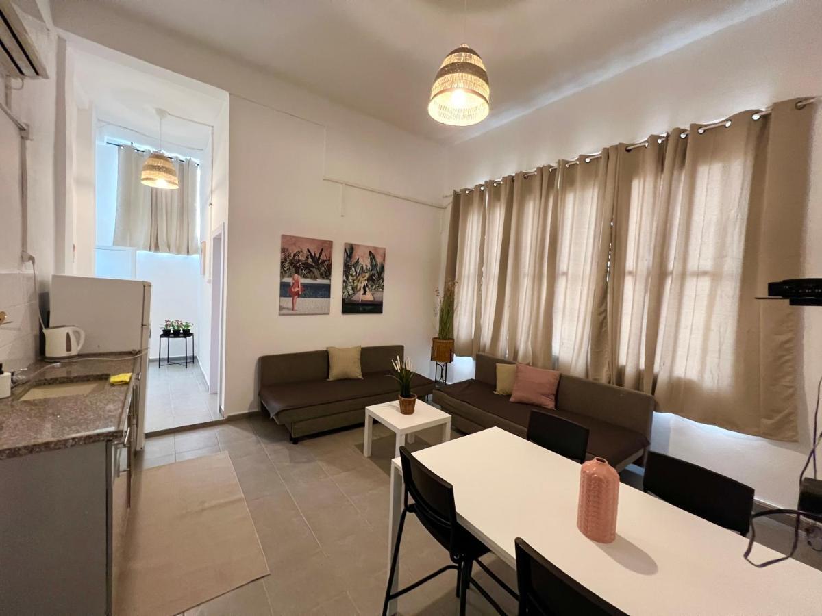 Aspentlv - Hacarmel Market Apartments & Studios Тель-Авив Экстерьер фото