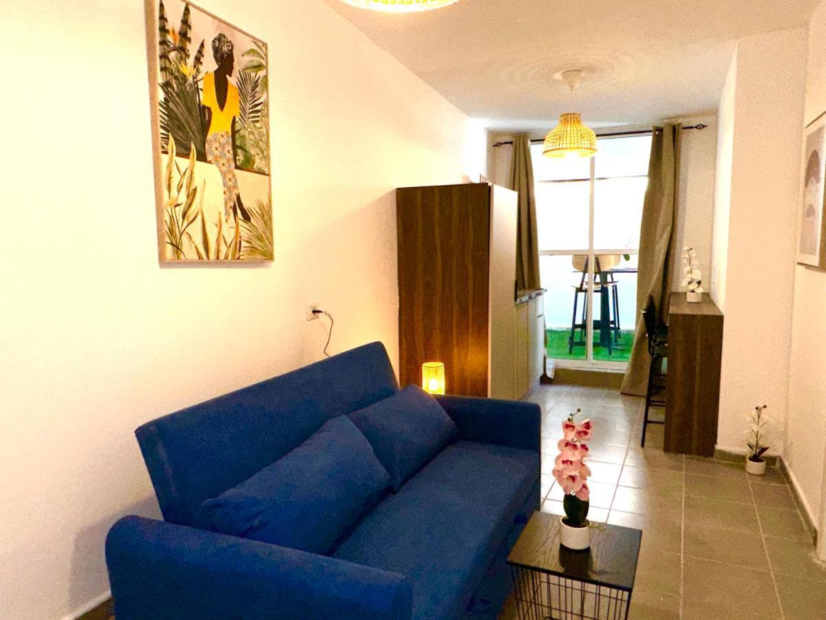 Aspentlv - Hacarmel Market Apartments & Studios Тель-Авив Экстерьер фото
